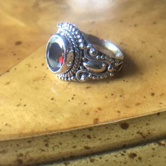 Natural Red Garnet Sterling Silver Solitaire Ring Size 6 - Picture 3 of 8